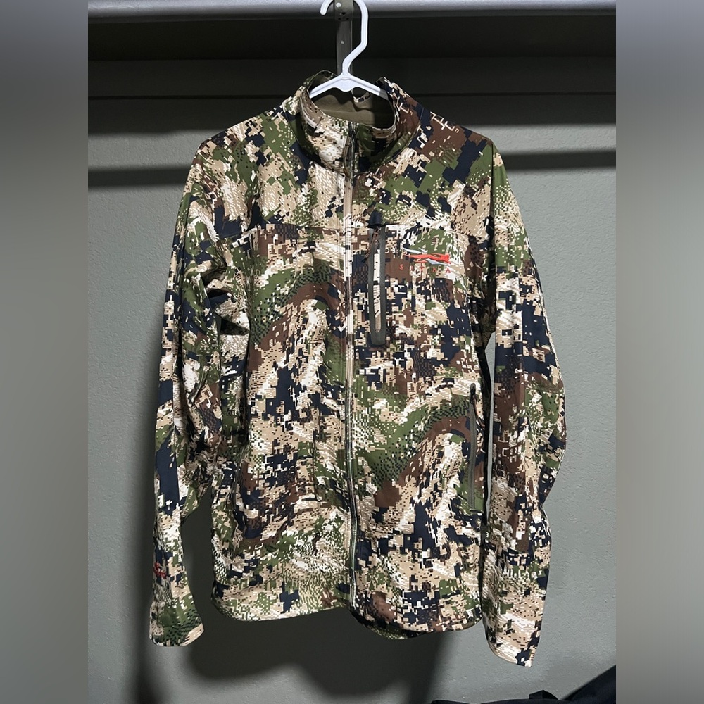Sitka Mountain Jacket - Subalpine - Medium Tall - Like New
